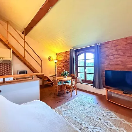 Cocon Paisible Et Confortable. Daire